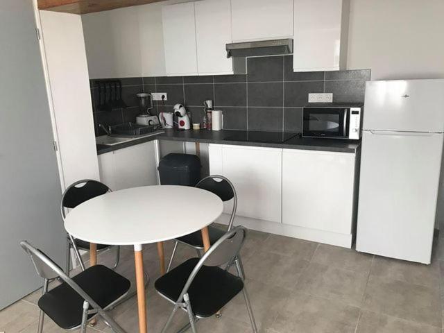 Appartement Neuf P3 50M2 Nimes Bagian luar foto